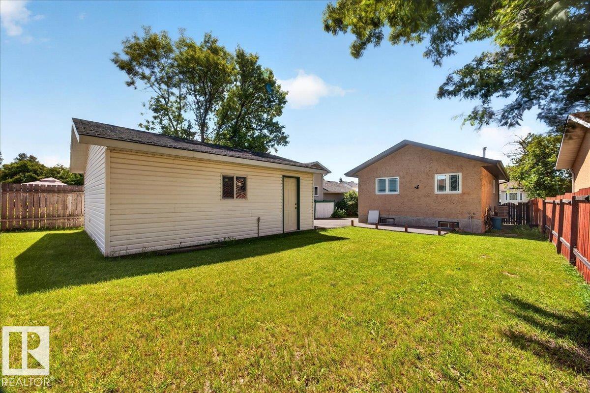 3135 49A ST NW - 24