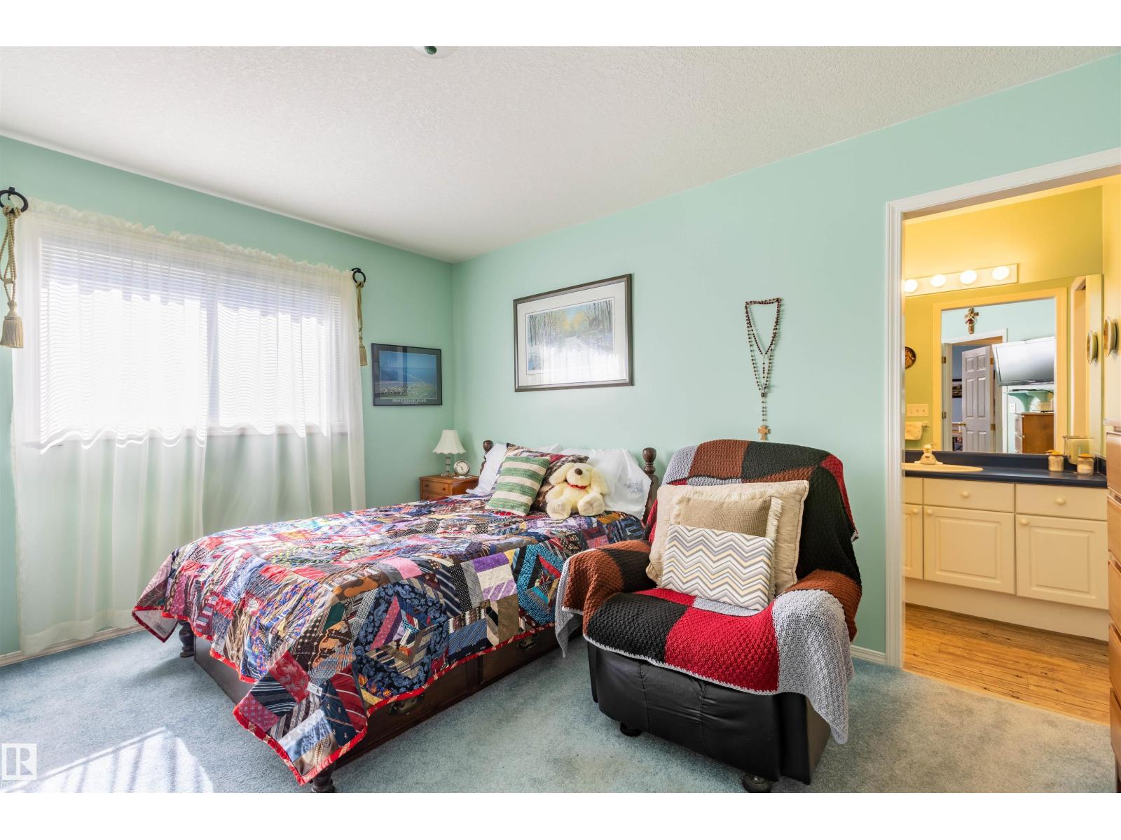8608 107 AV — photo 38