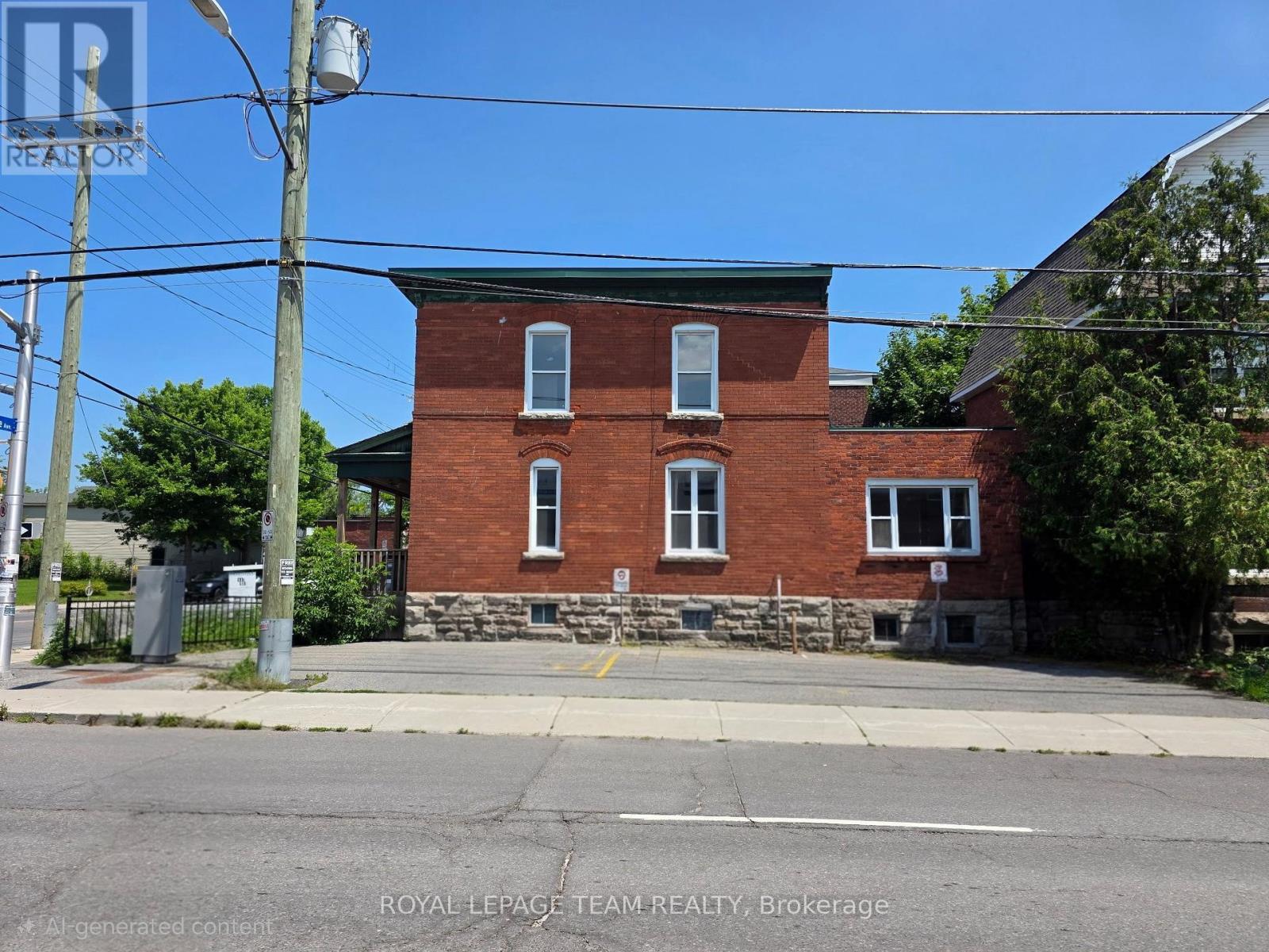 498 GLADSTONE AVENUE - 4