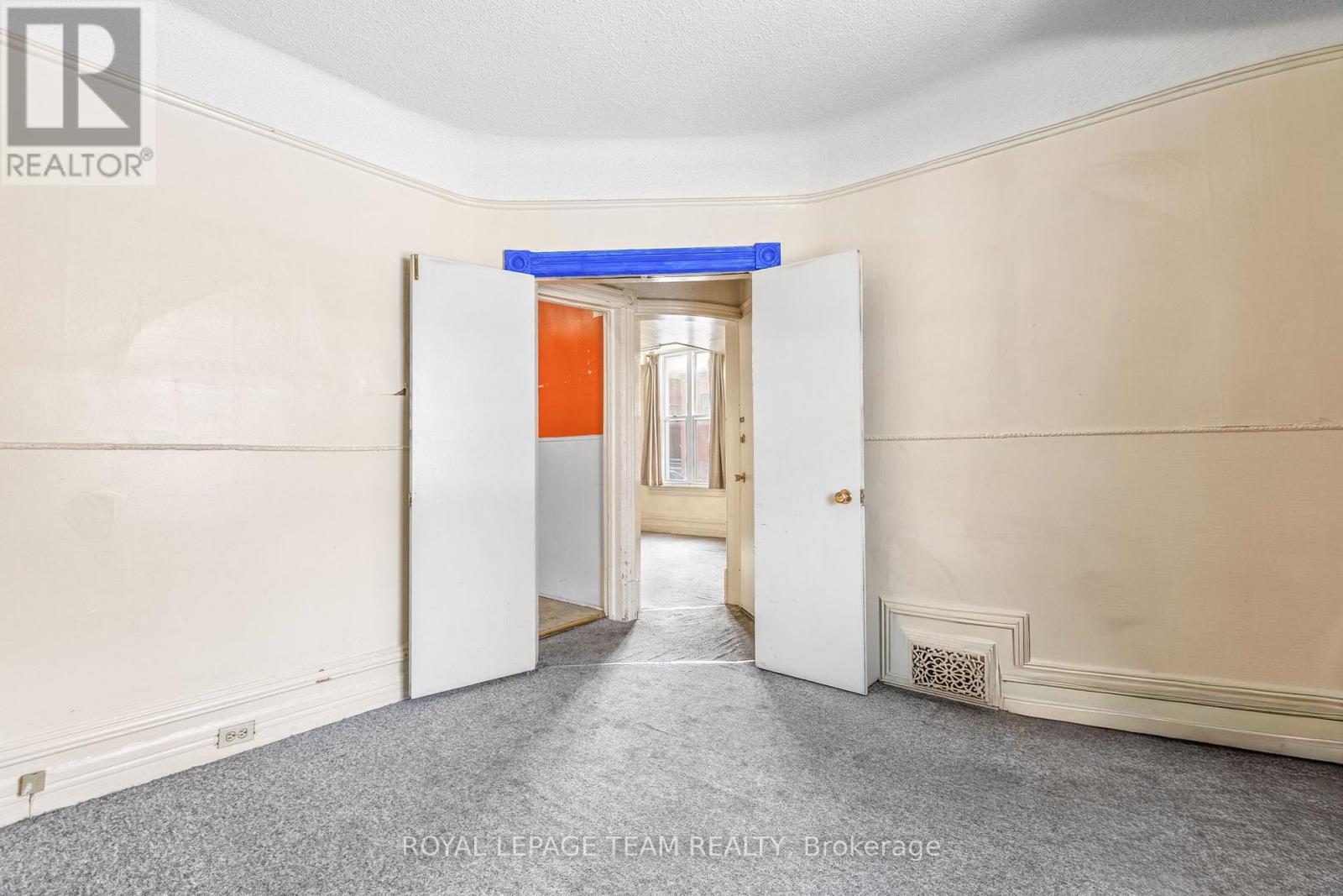 498 GLADSTONE AVENUE - 7