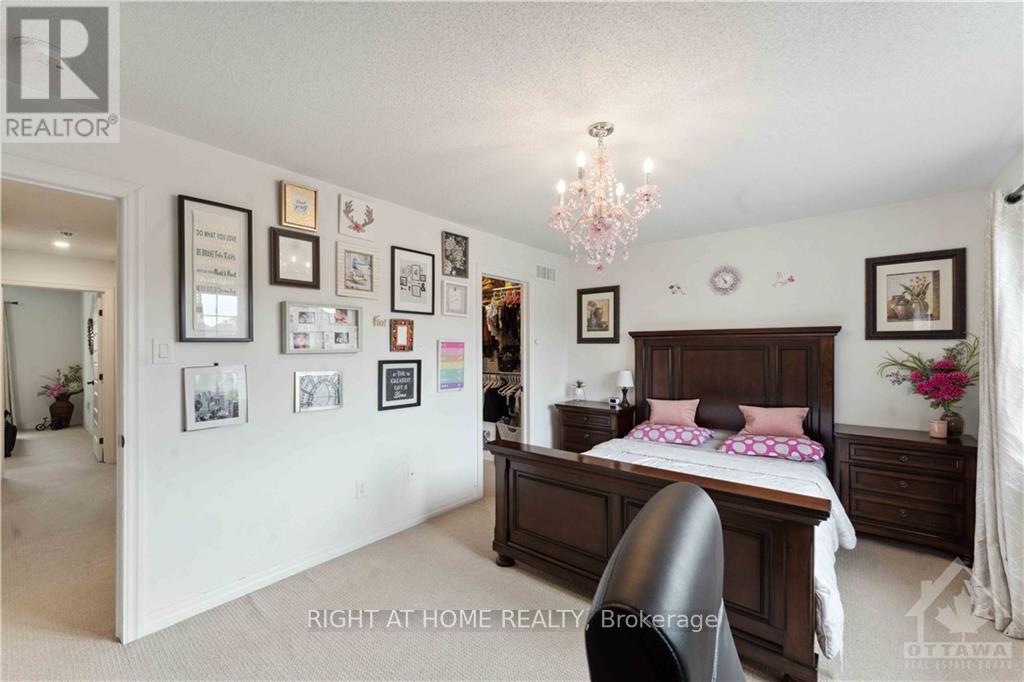 546 PEERLESS STREET, Ottawa. Luxury613. By Peter Sagos - Image 12