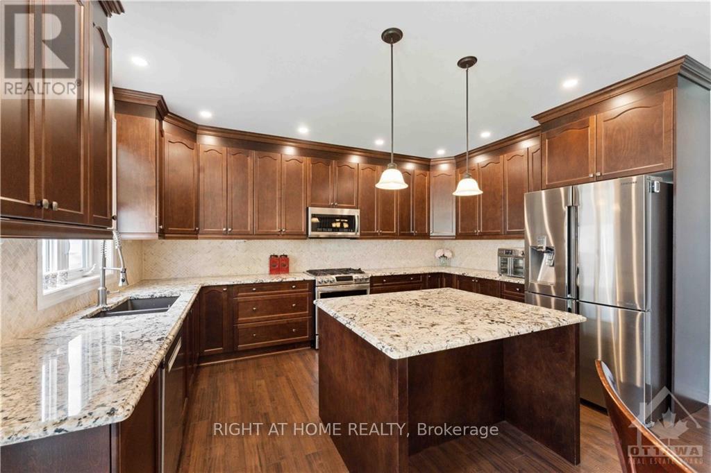 546 PEERLESS STREET, Ottawa. Luxury613. By Peter Sagos - Image 7