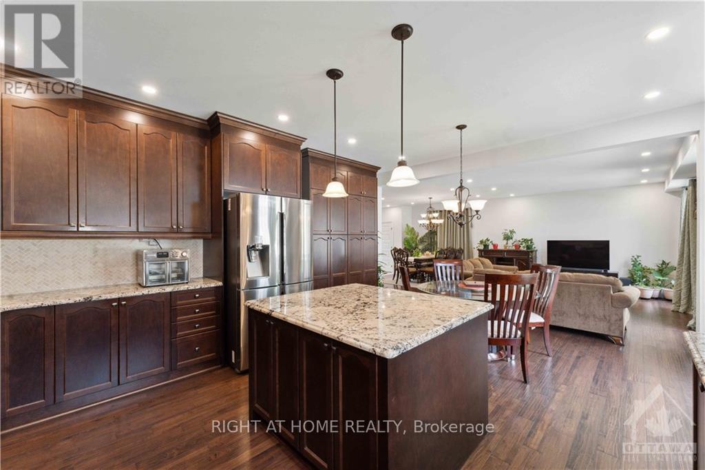 546 PEERLESS STREET, Ottawa. Luxury613. By Peter Sagos - Image 9