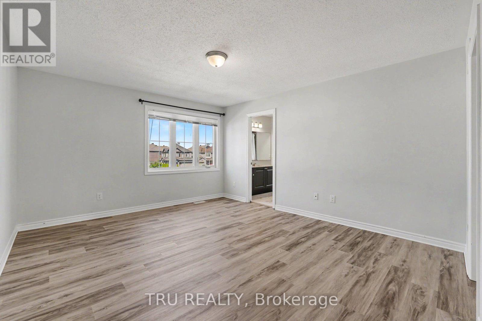 425 APHELION CRESCENT - 19