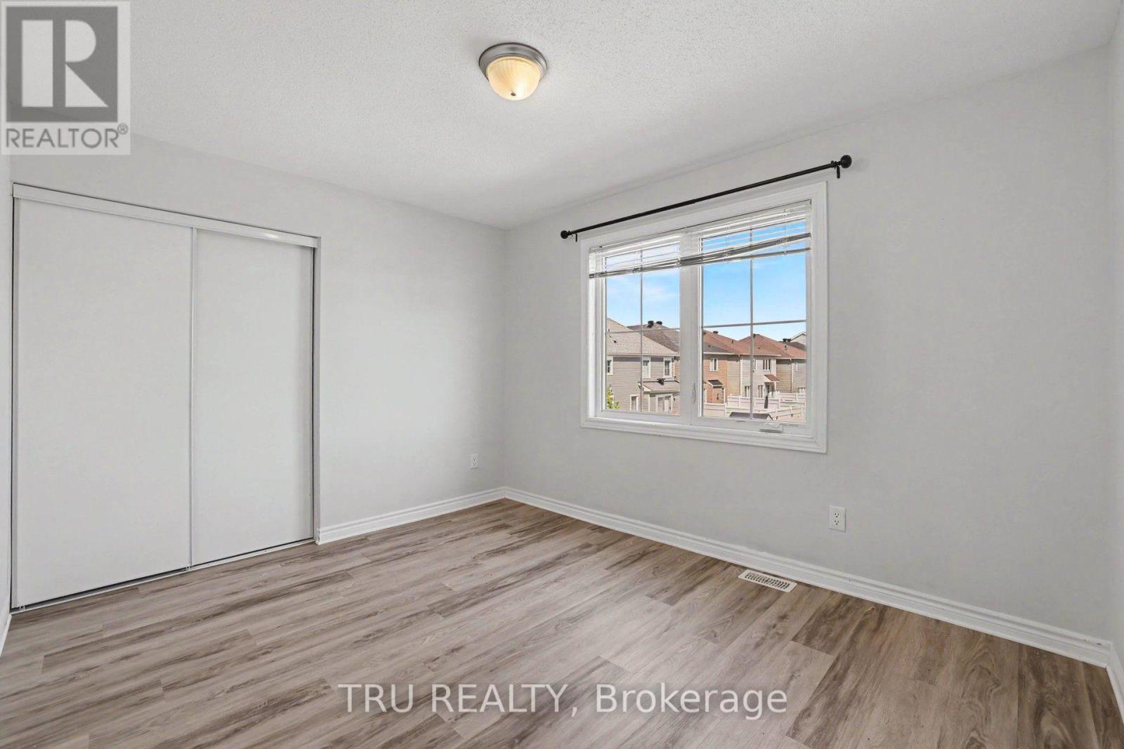 425 APHELION CRESCENT - 22