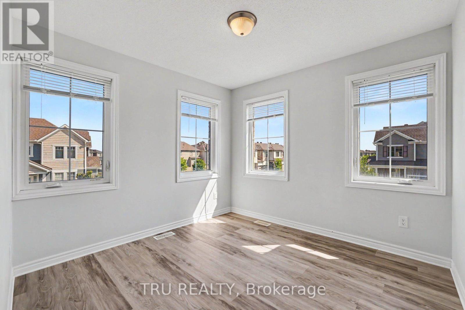 425 APHELION CRESCENT - 24