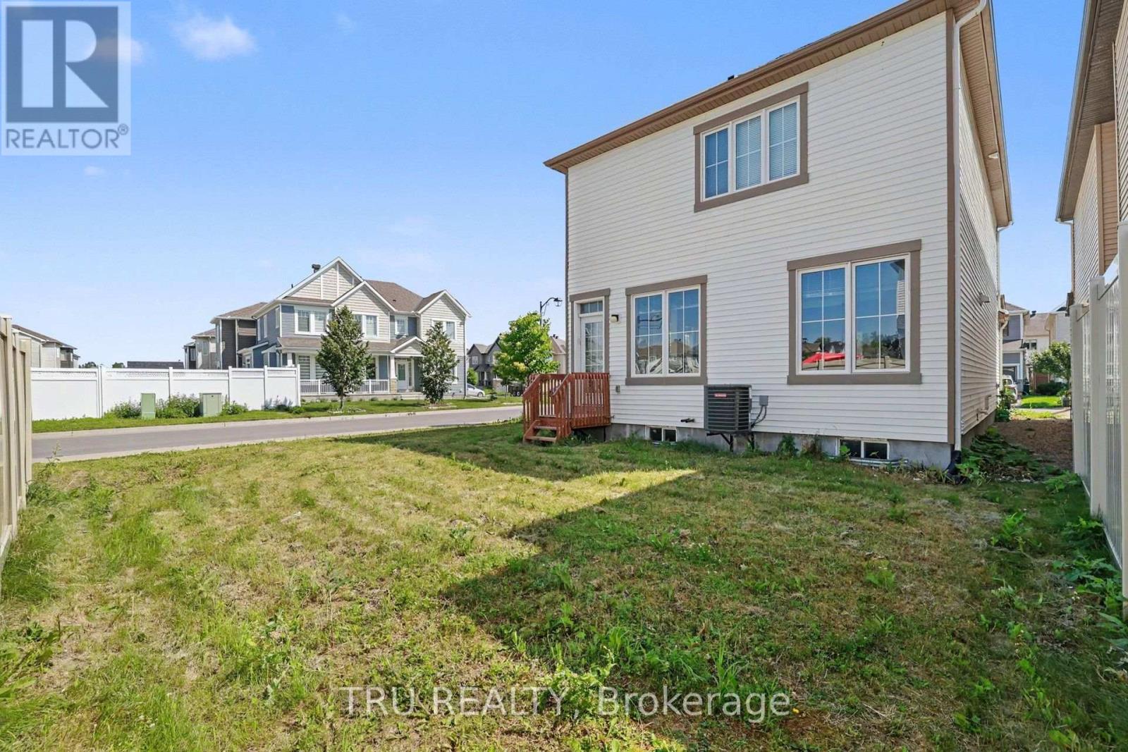 425 APHELION CRESCENT - 27