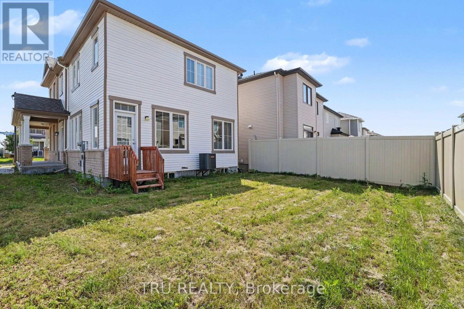 425 APHELION CRESCENT - 28