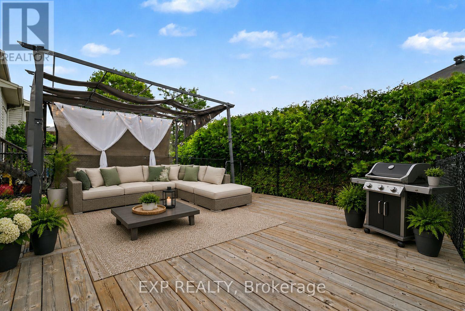 218 ROLLING MEADOW CRESCENT, Ottawa. Luxury613. By Peter Sagos - Image 26