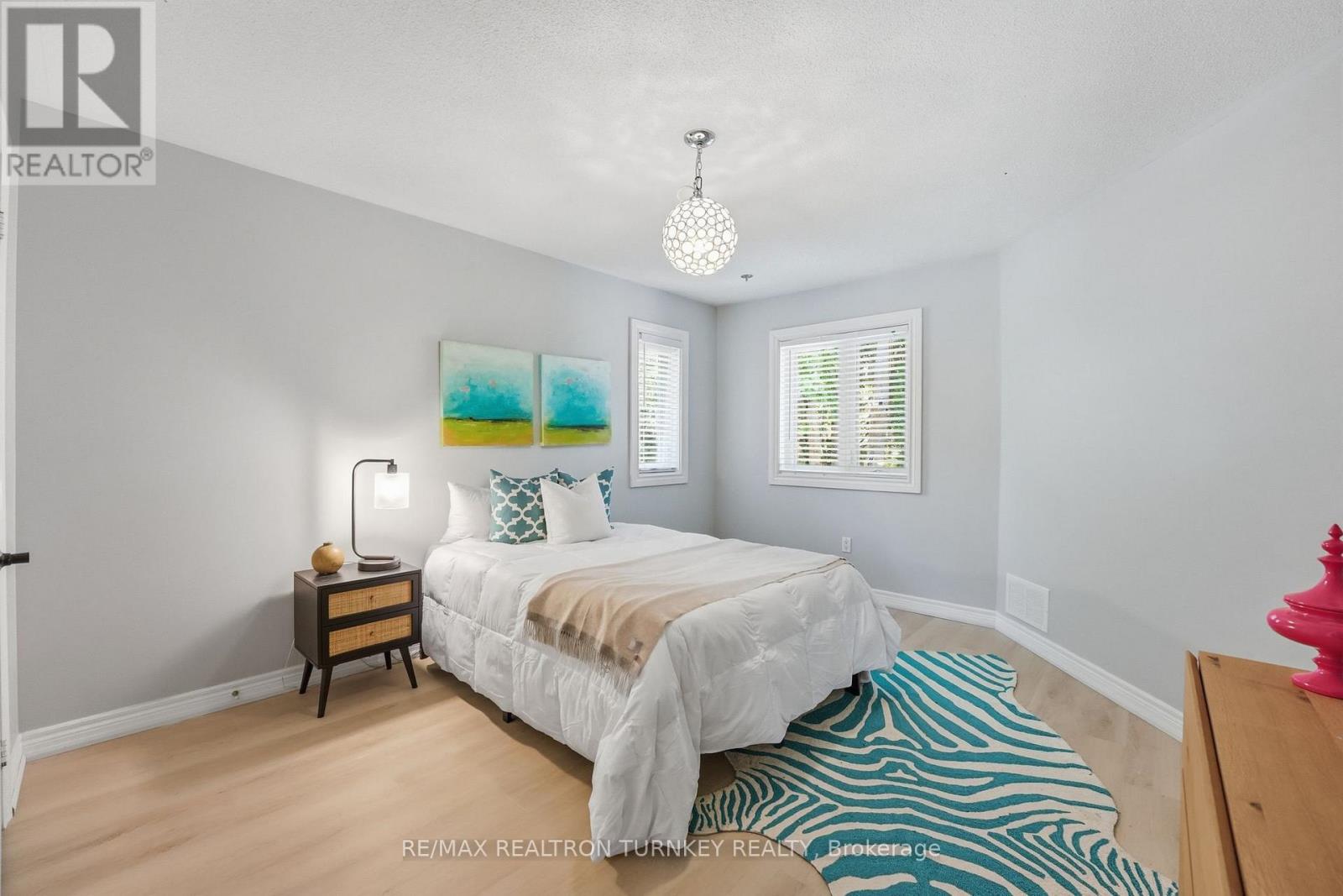 818 EXCELLER CIRCLE - 23