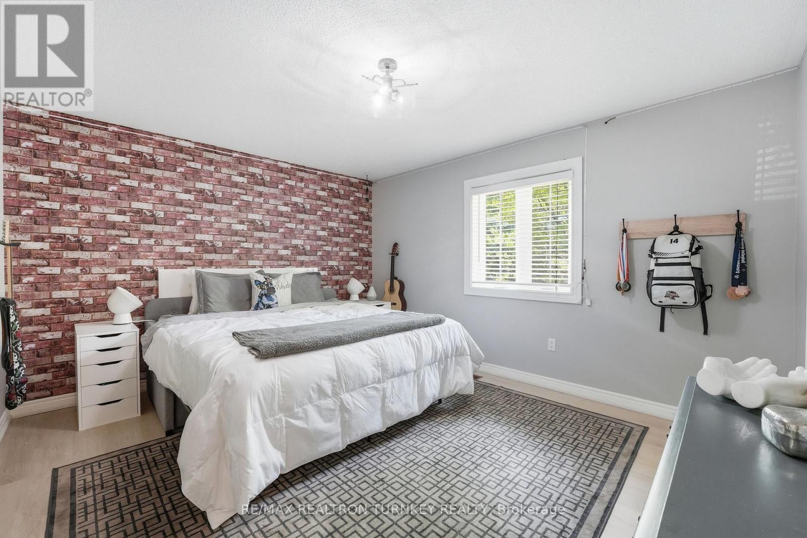 818 EXCELLER CIRCLE - 25