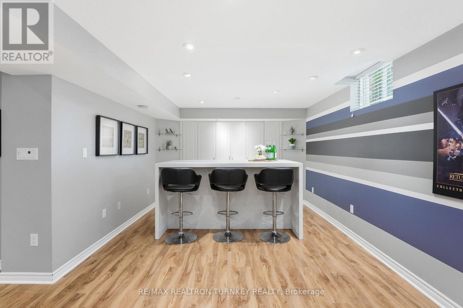 818 EXCELLER CIRCLE - 31
