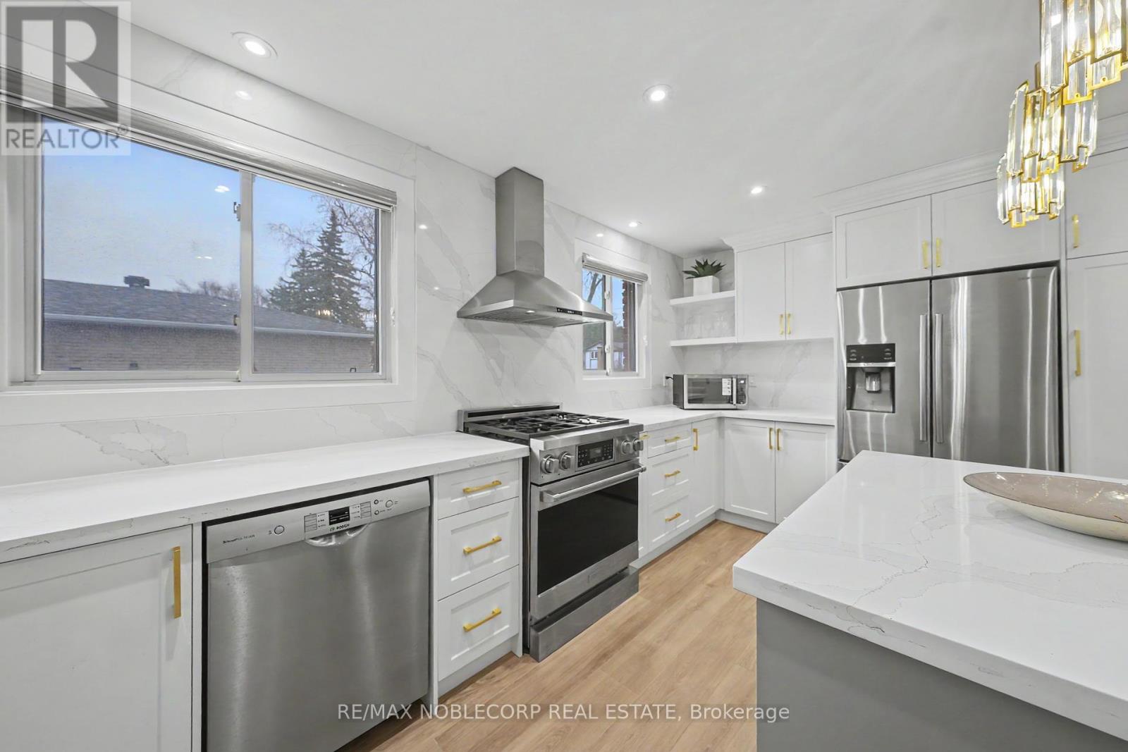 24 MAPLE AVENUE W - 14