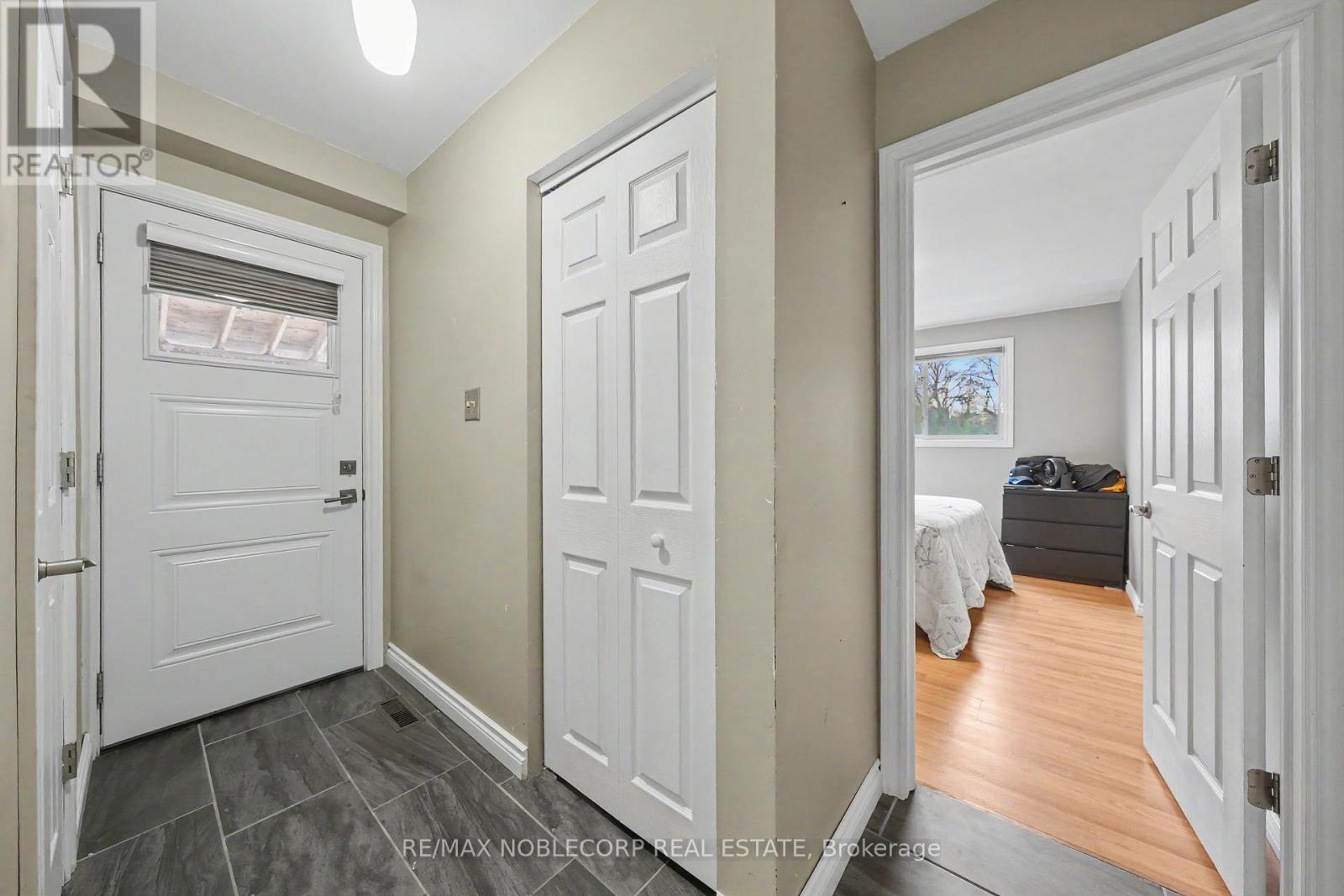 24 MAPLE AVENUE W - 24
