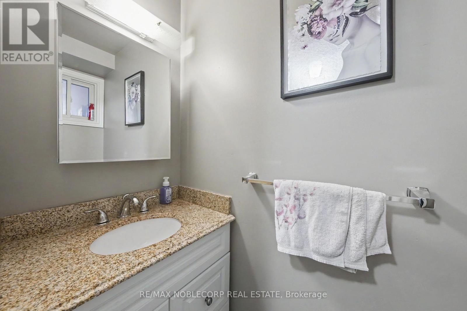 24 MAPLE AVENUE W - 25