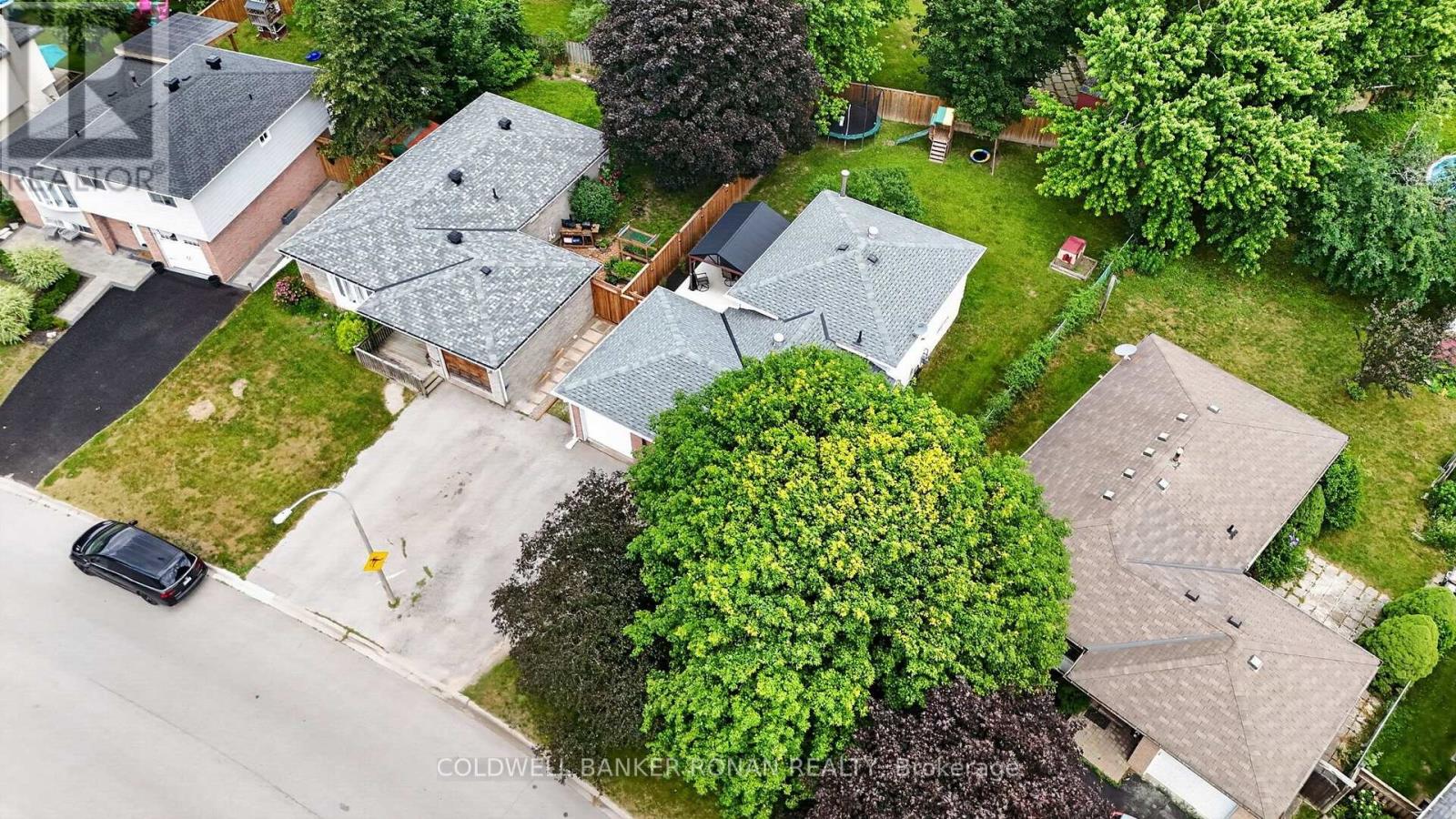 281 TUPPER BOULEVARD - 43