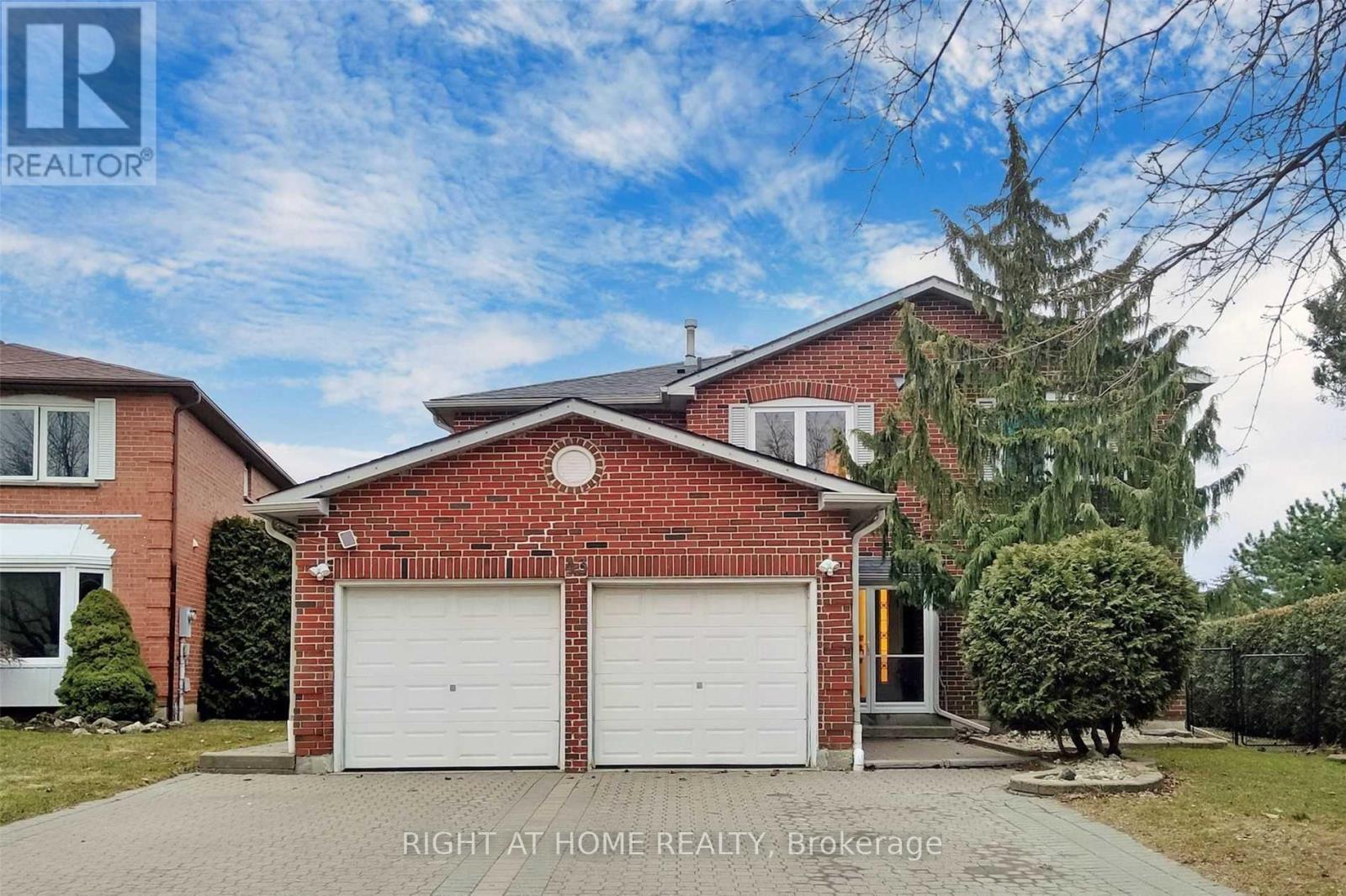 Listing photo of 43 TOPHAM CRESCENT