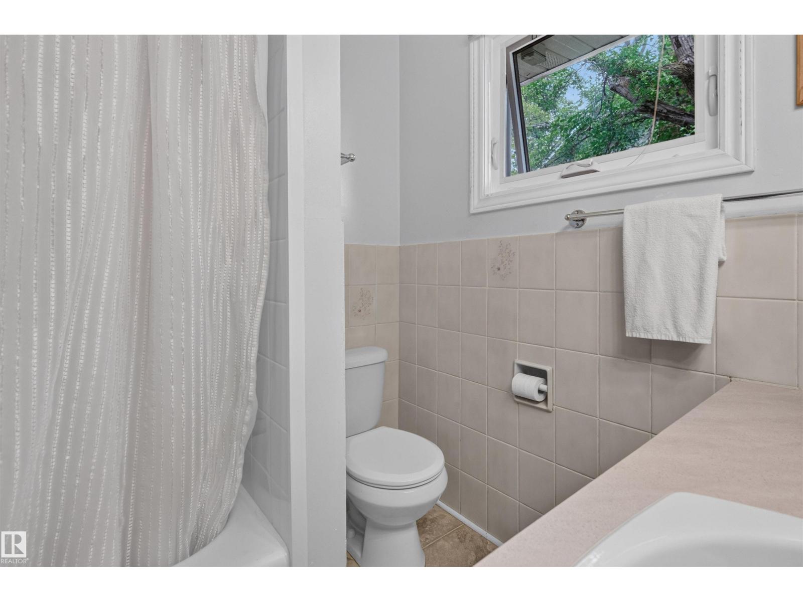 5832 114A ST NW - 26