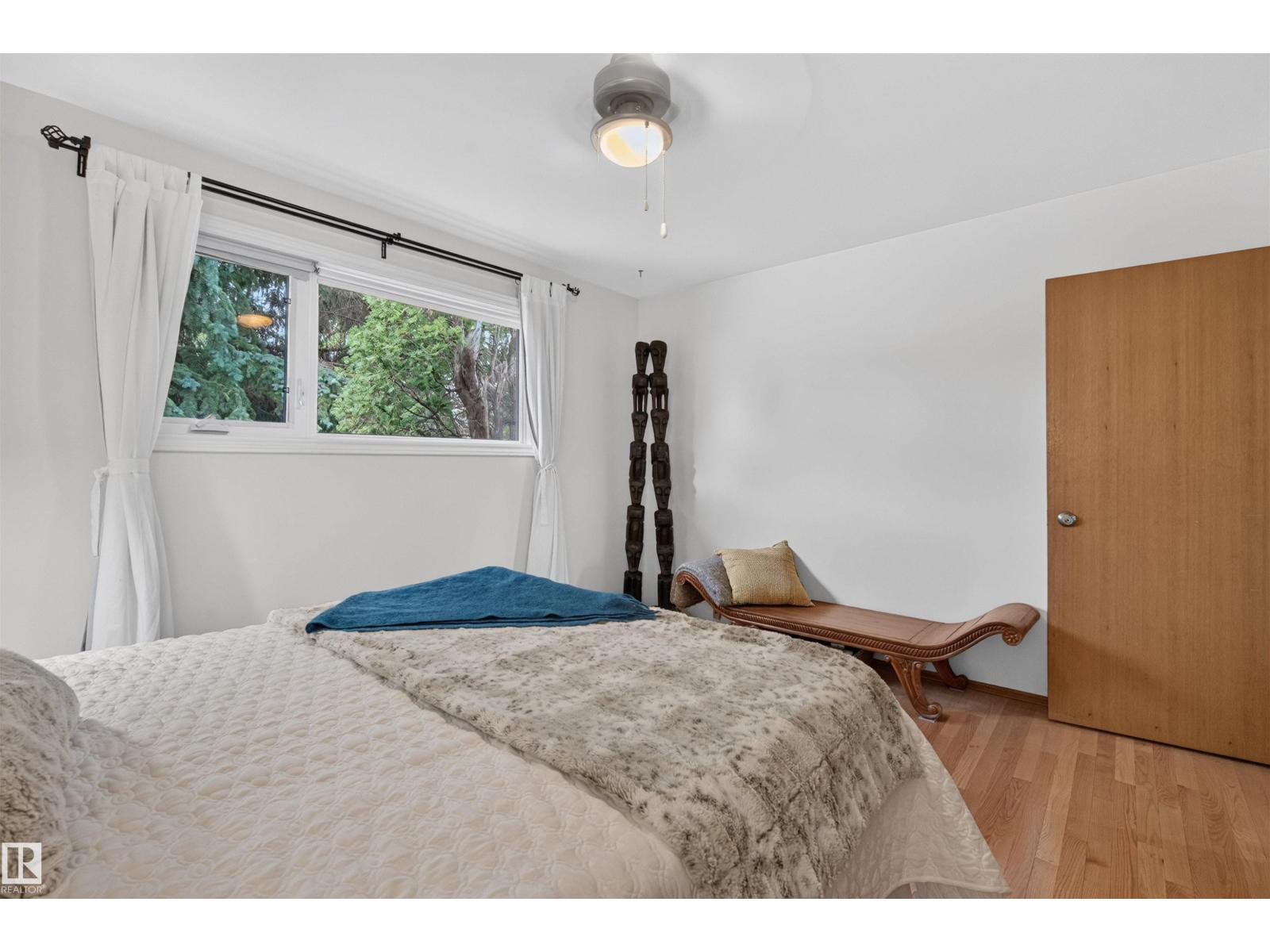 5832 114A ST NW - 29