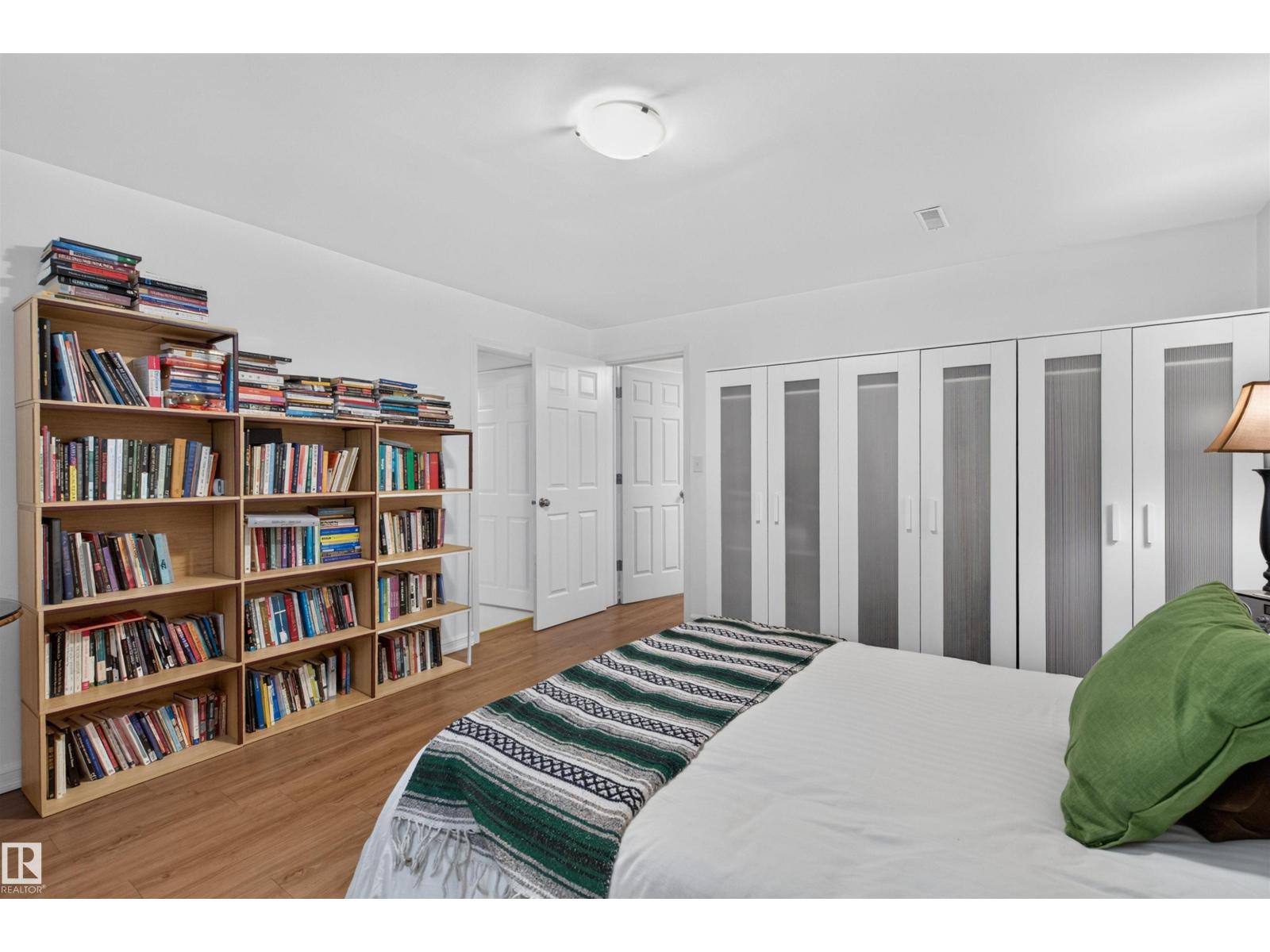 5832 114A ST NW - 38