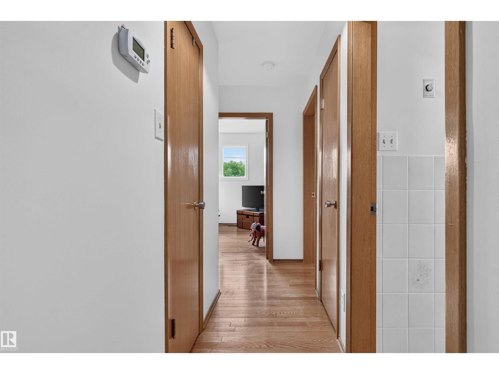 5832 114A ST NW - 53