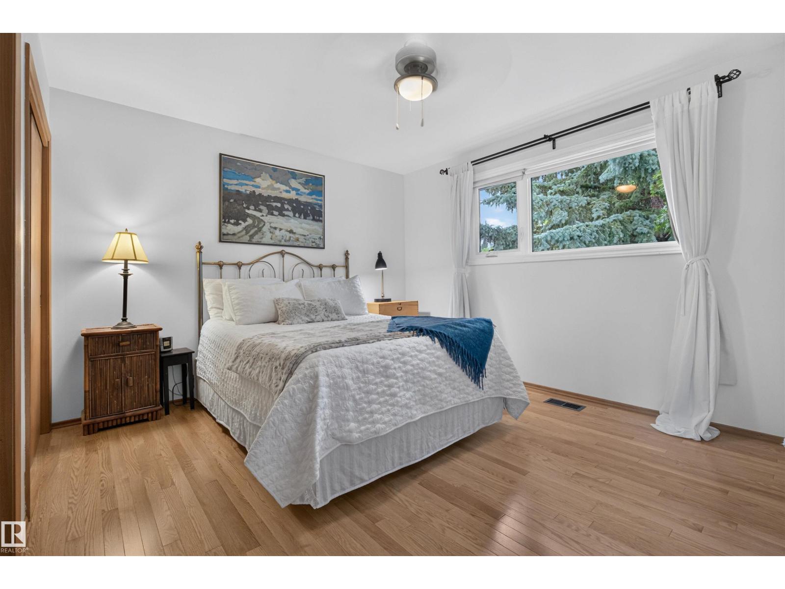 5832 114A ST NW - 27