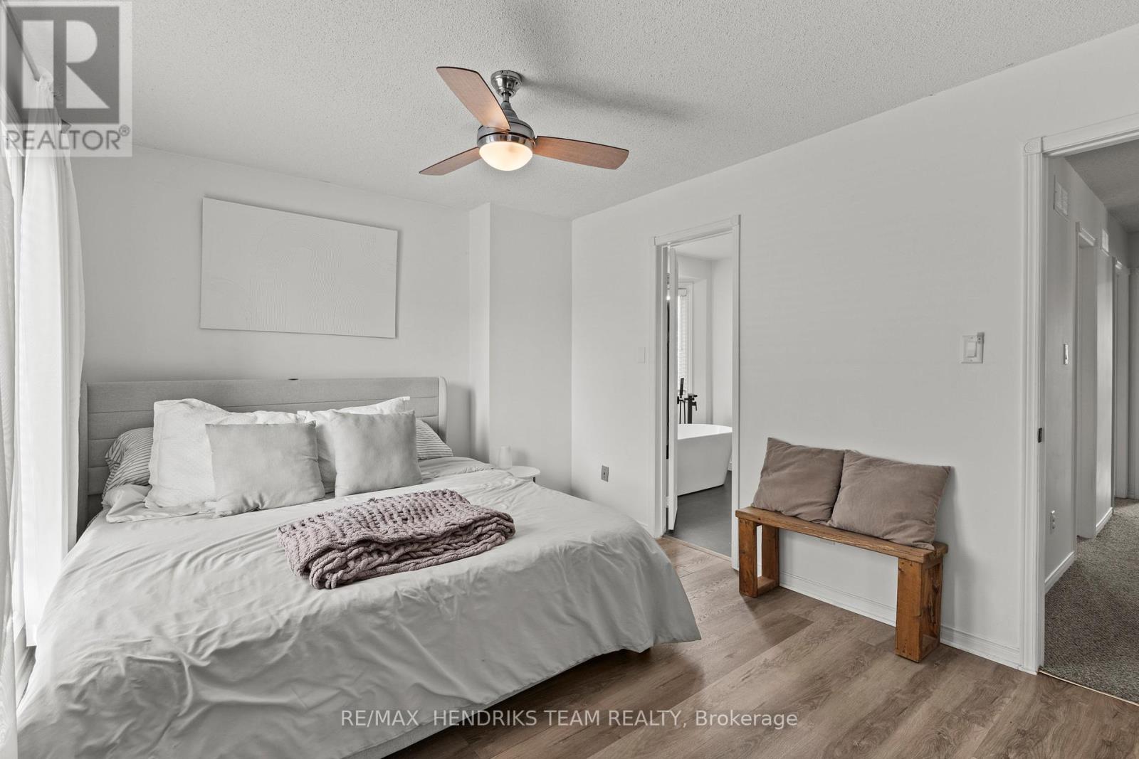 5 HARBOUR DRIVE - 20