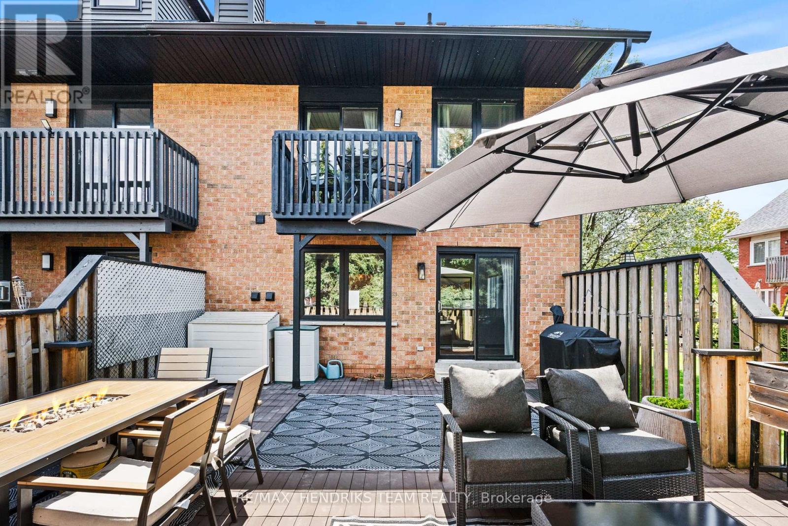 5 HARBOUR DRIVE - 32