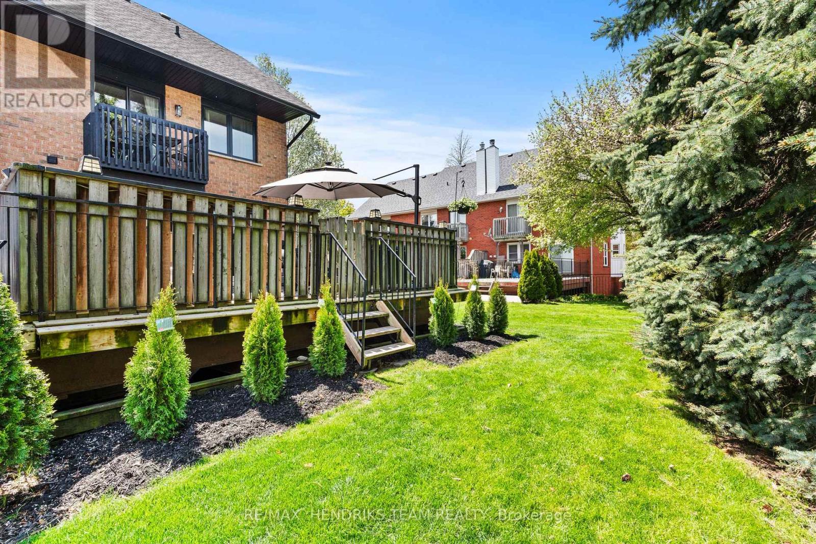 5 HARBOUR DRIVE - 38