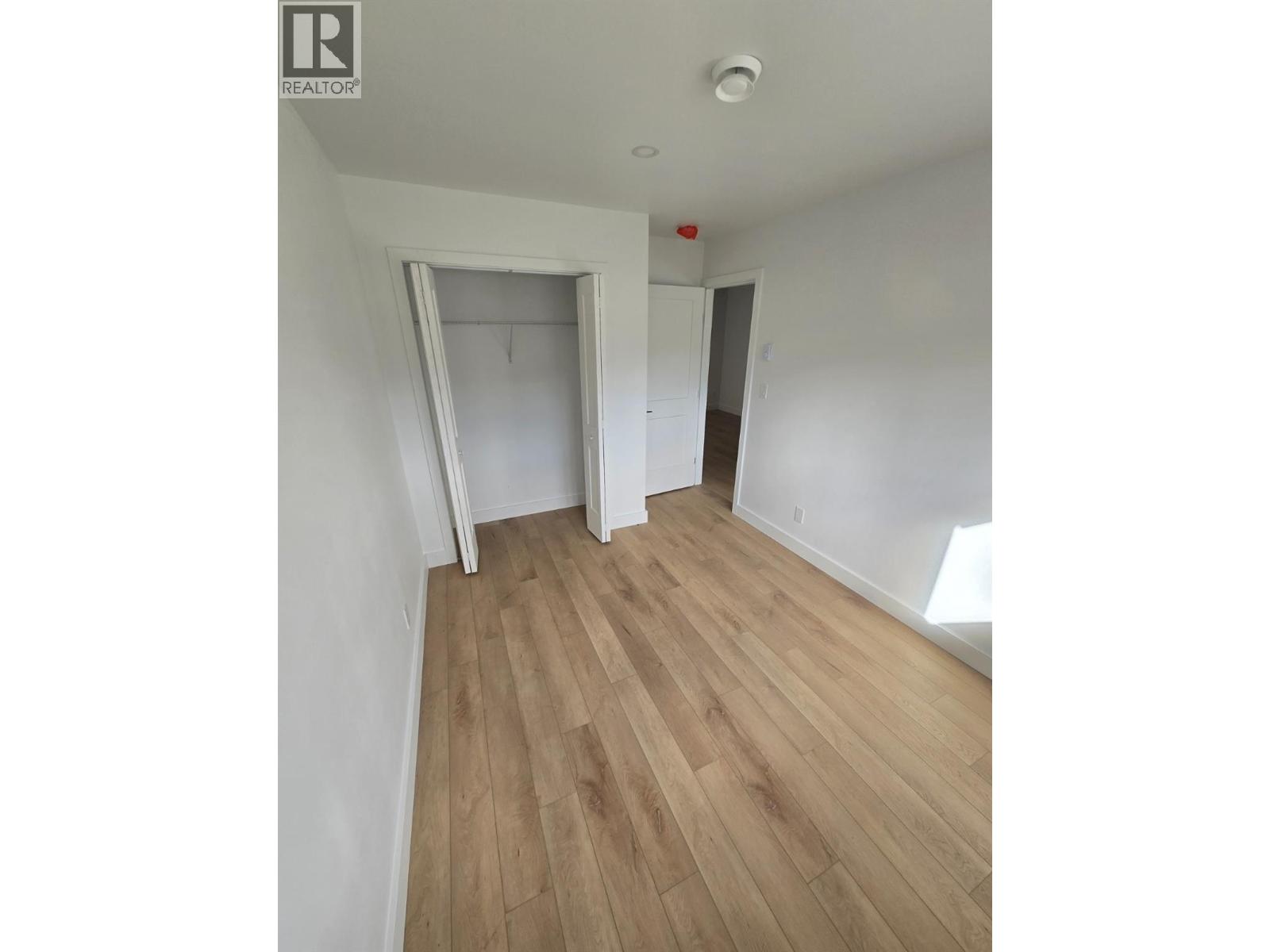 1315/1317 Third Street W, Revelstoke
