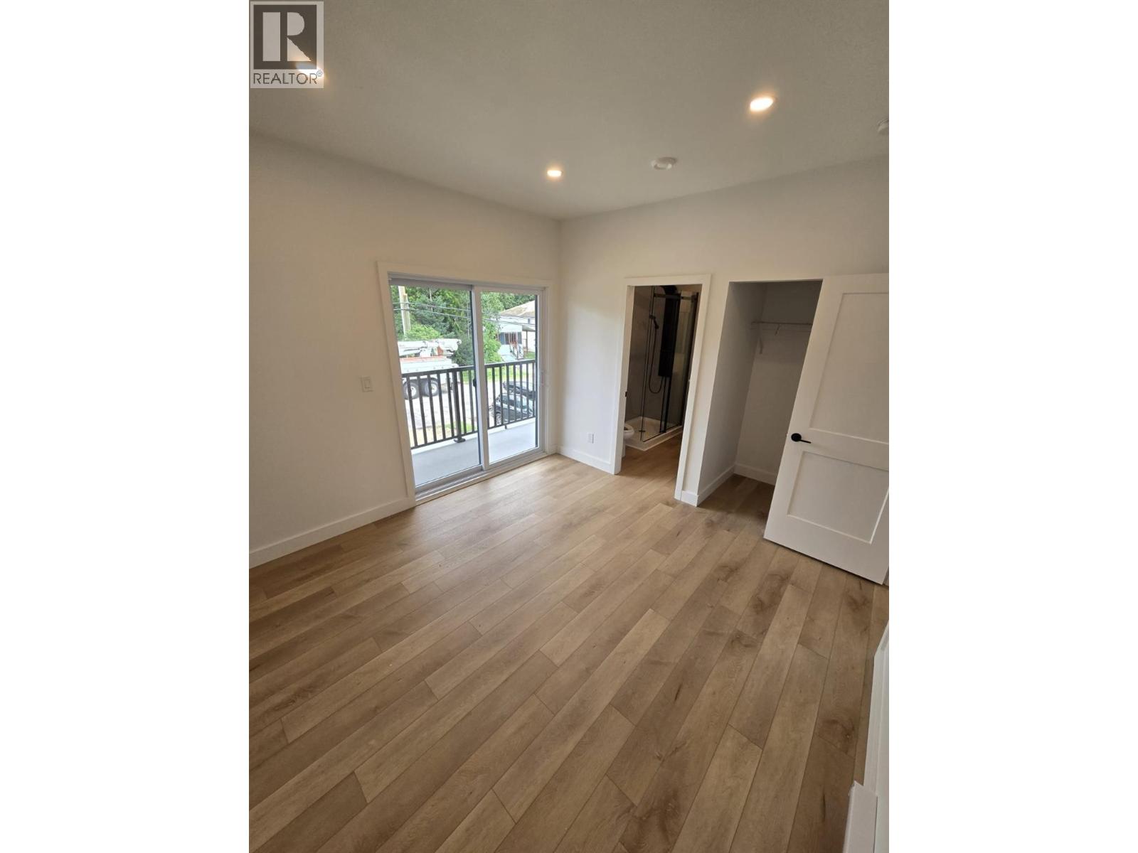 1315/1317 Third Street W - 18