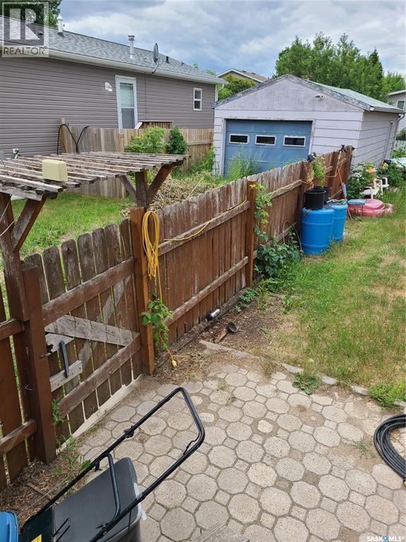 123 Lochrie CRESCENT — photo 12