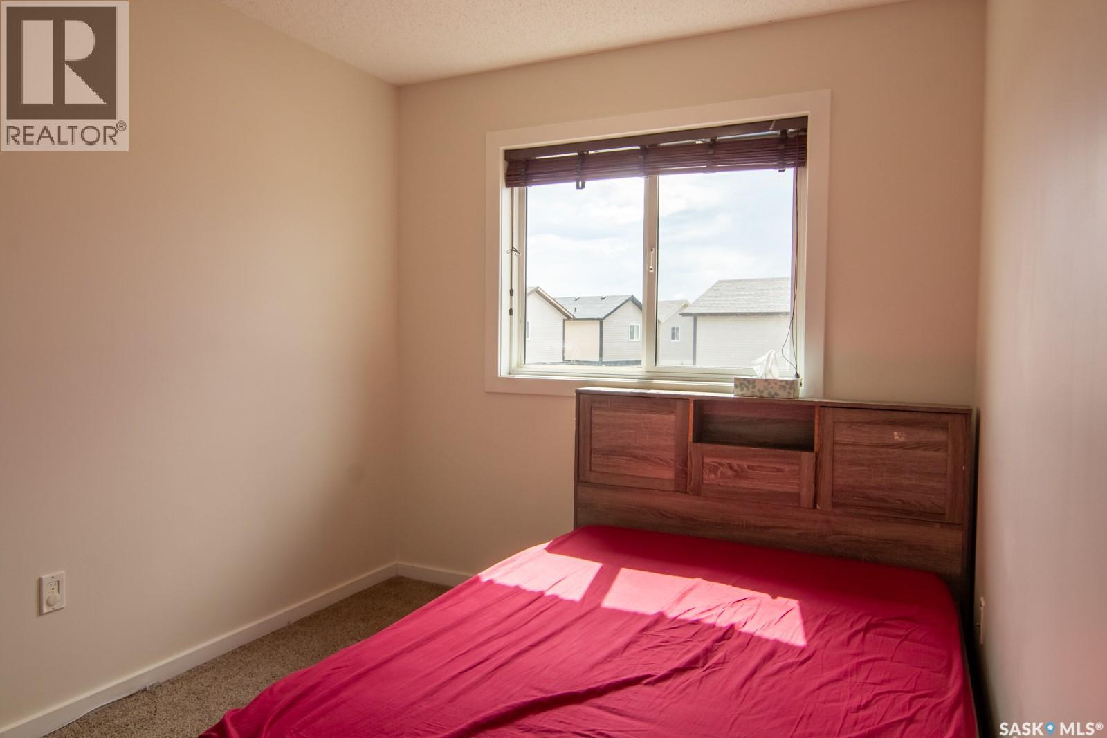 16 202 Mckague CRESCENT — photo 22