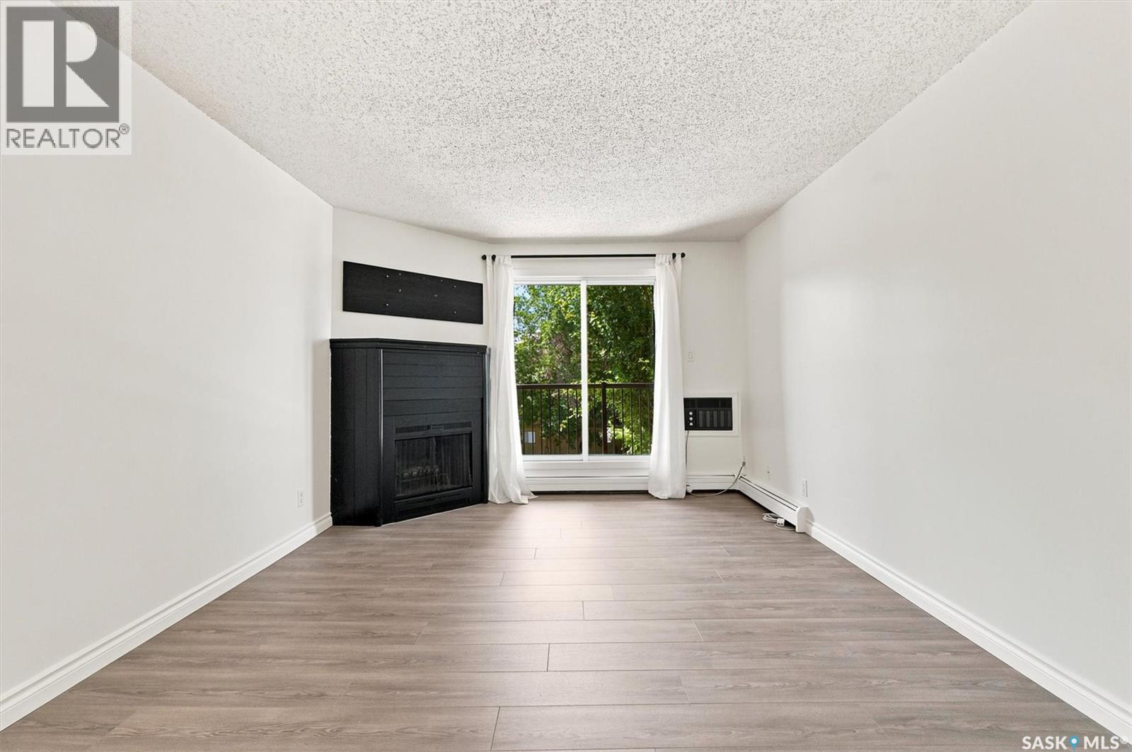 #312B 4040 8th STREET E - 2