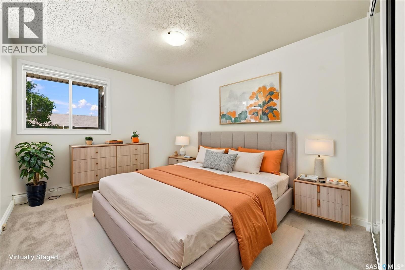 #312B 4040 8th STREET E - 22