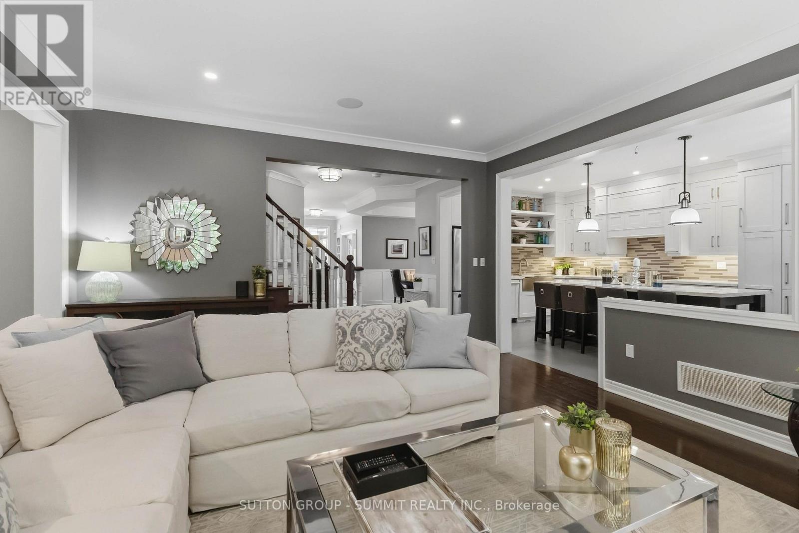 3346 STOCKSBRIDGE AVENUE - 10