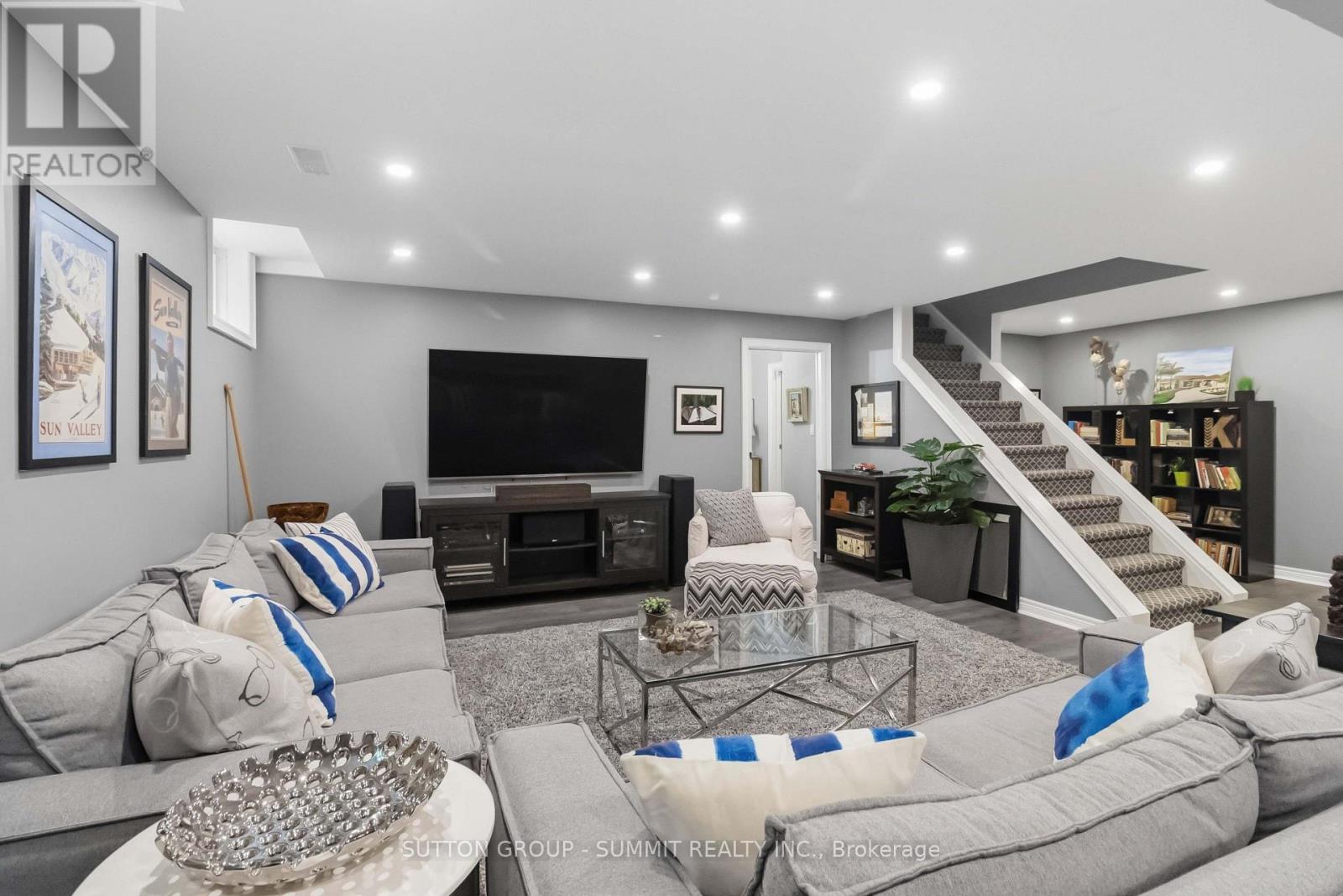 3346 STOCKSBRIDGE AVENUE - 26