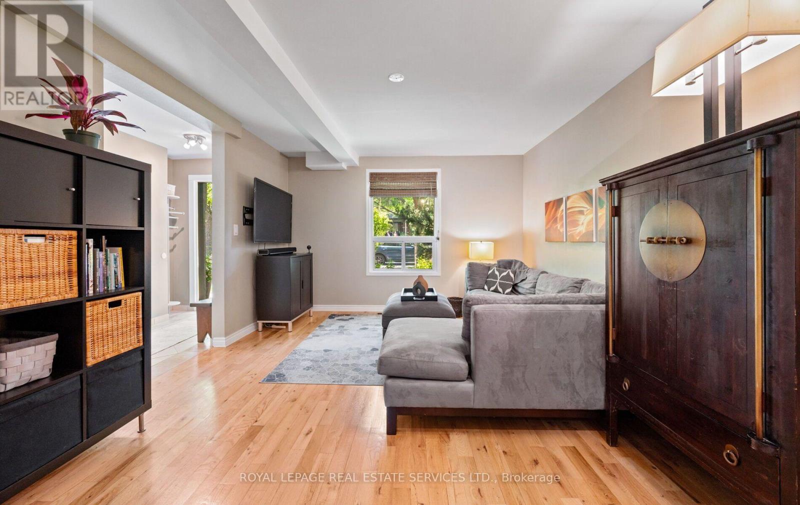 613 BERESFORD AVENUE - 12
