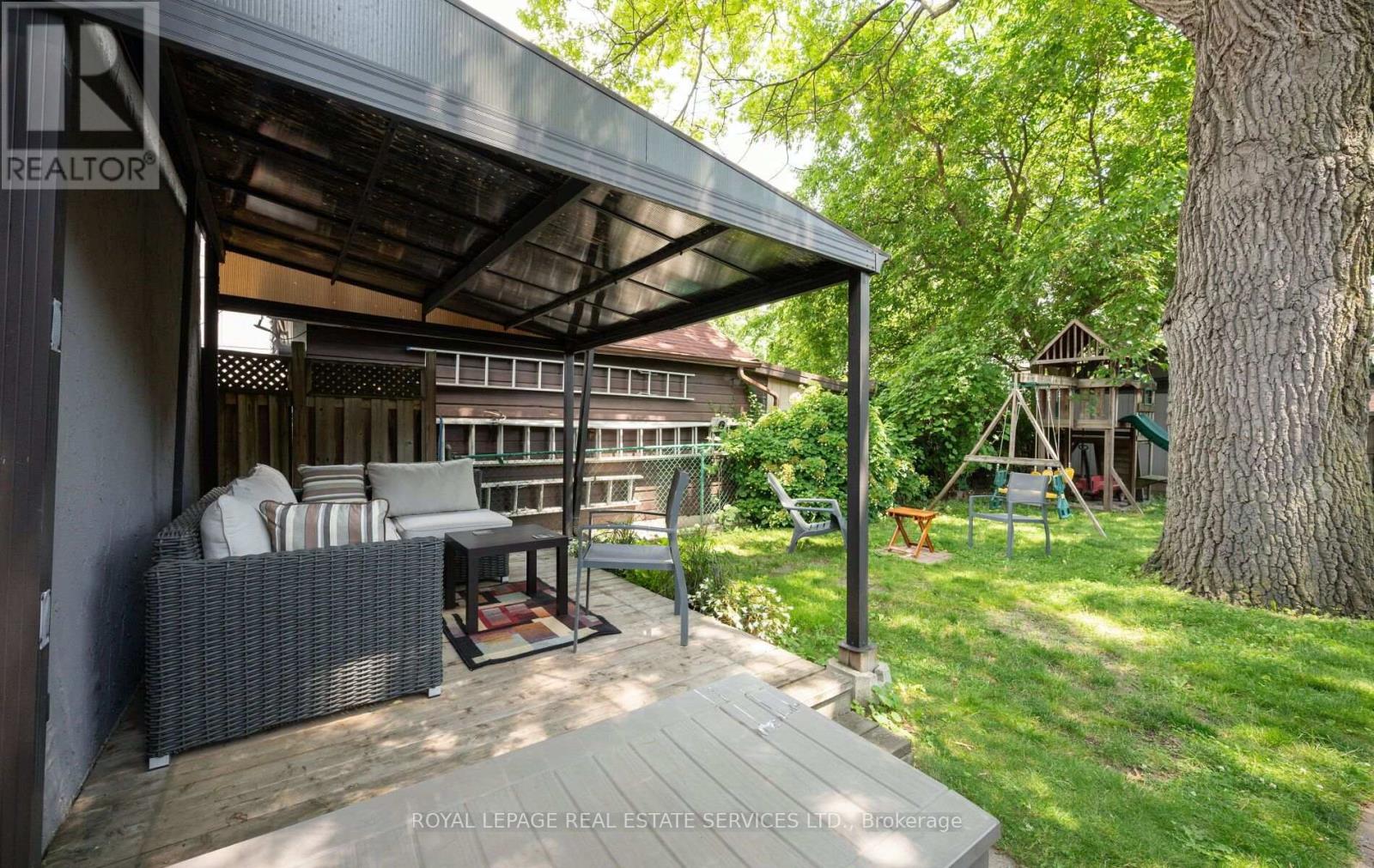 613 BERESFORD AVENUE - 38