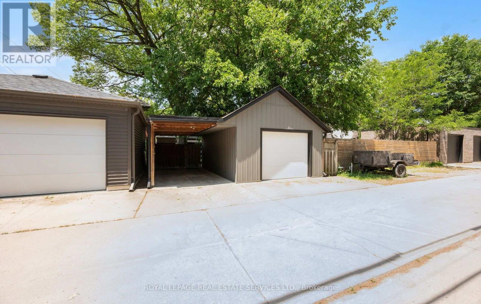613 BERESFORD AVENUE - 44