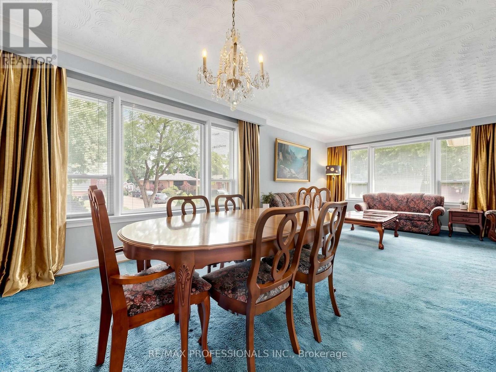9 DETLING COURT - 6