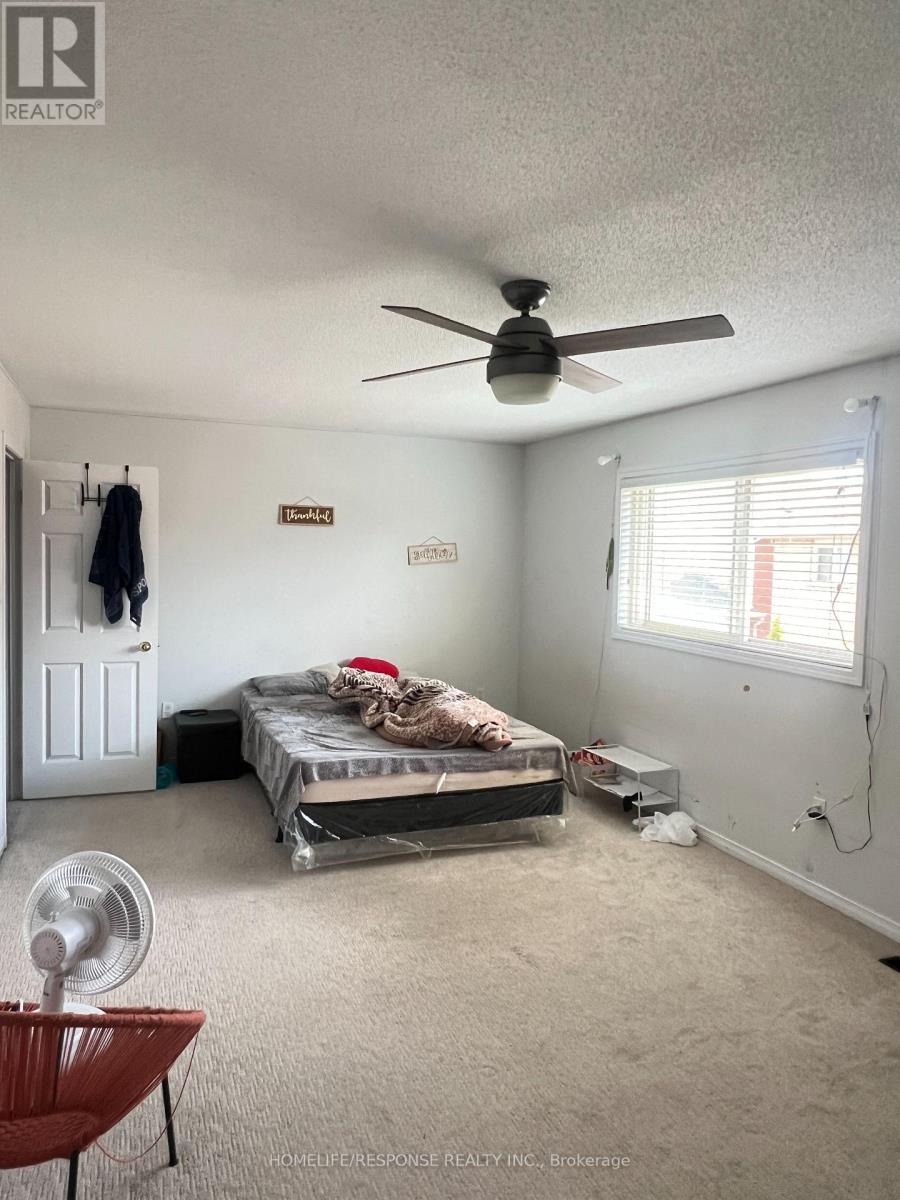 10 MILKWEED CRESCENT - 5