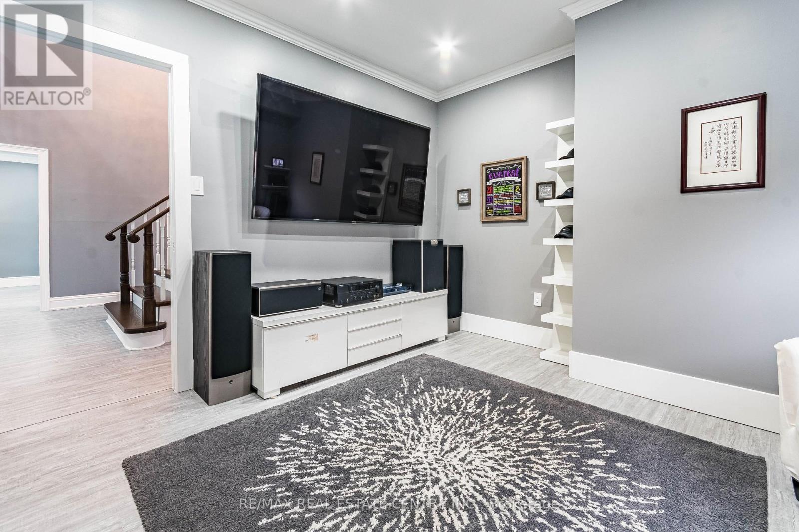 339 PARKLANE ROAD - 18