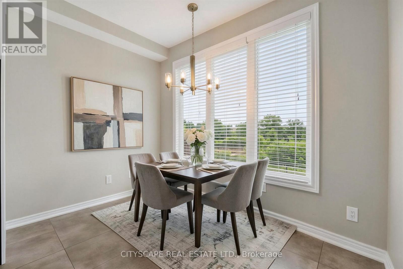27 LAMB CRESCENT - 18