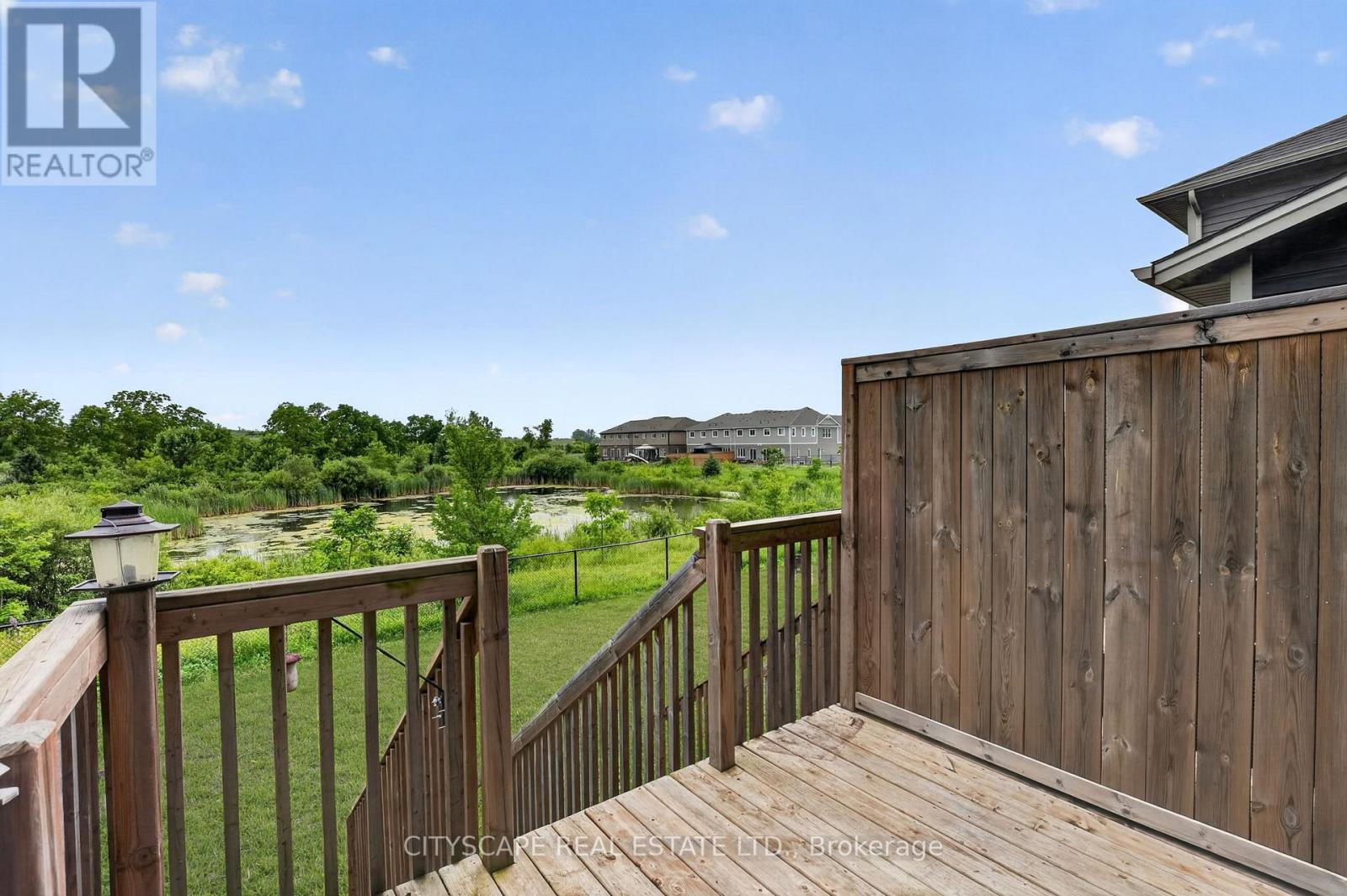 27 LAMB CRESCENT - 2