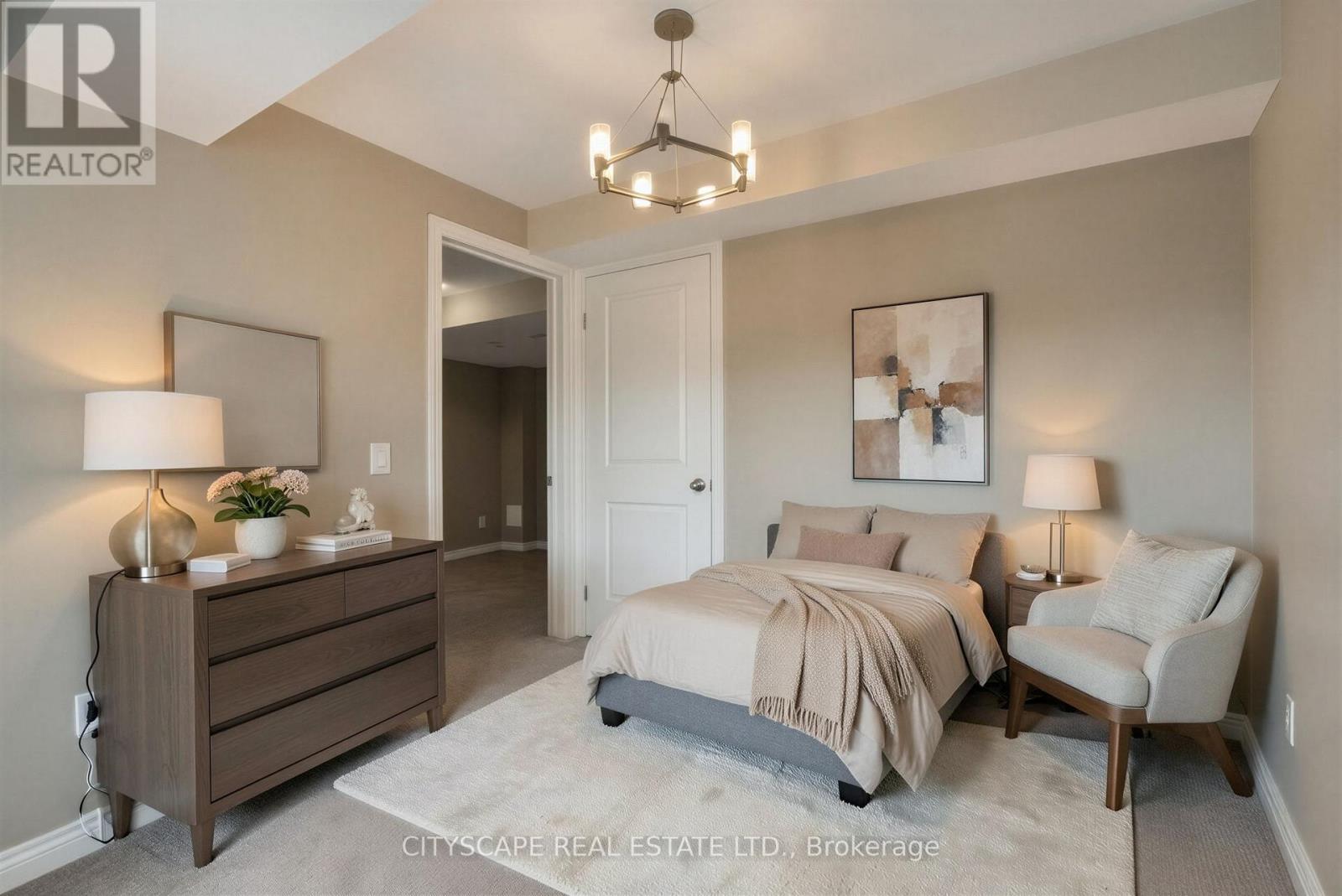 27 LAMB CRESCENT - 34