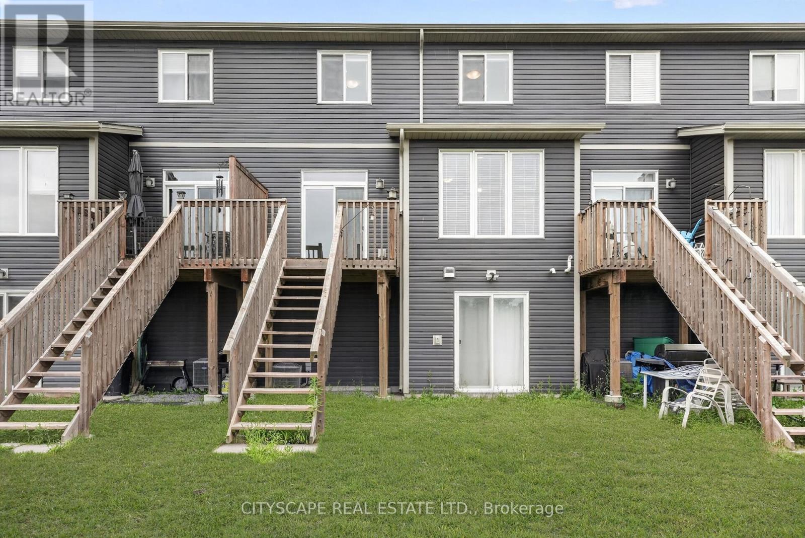 27 LAMB CRESCENT - 4
