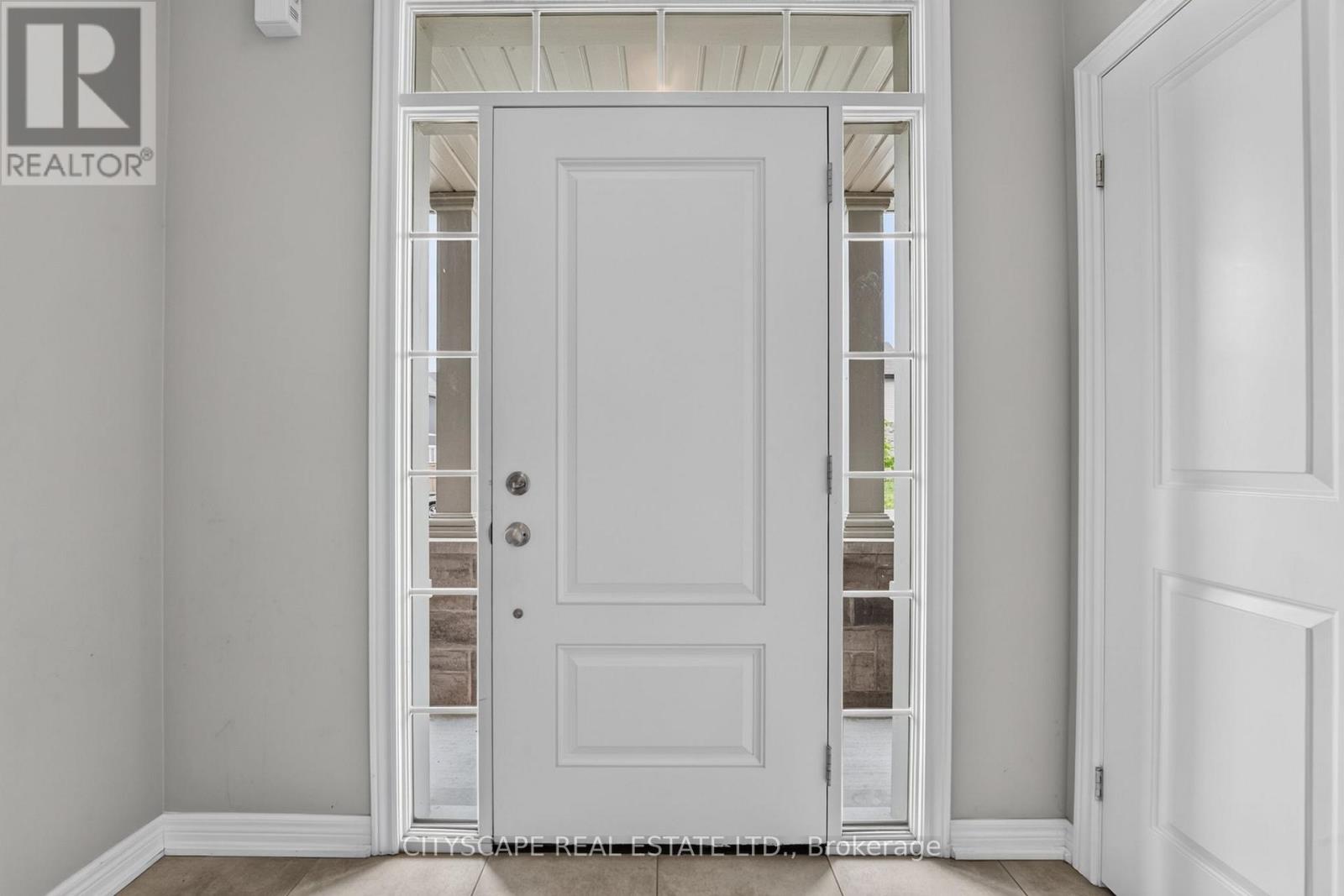 27 LAMB CRESCENT - 8