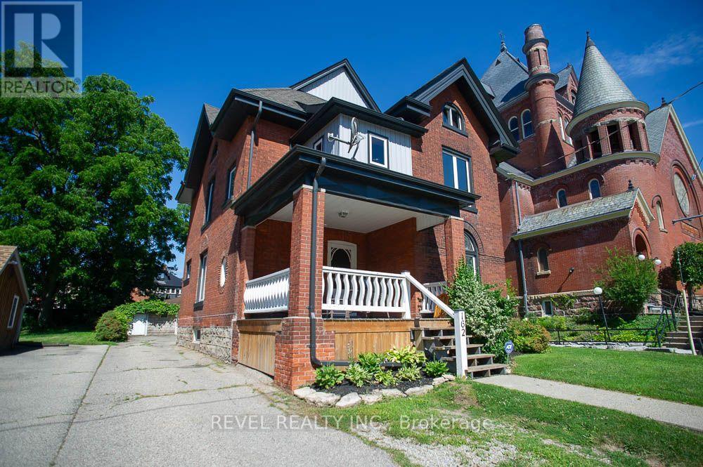 162 GRAND RIVER STREET N - Image 4