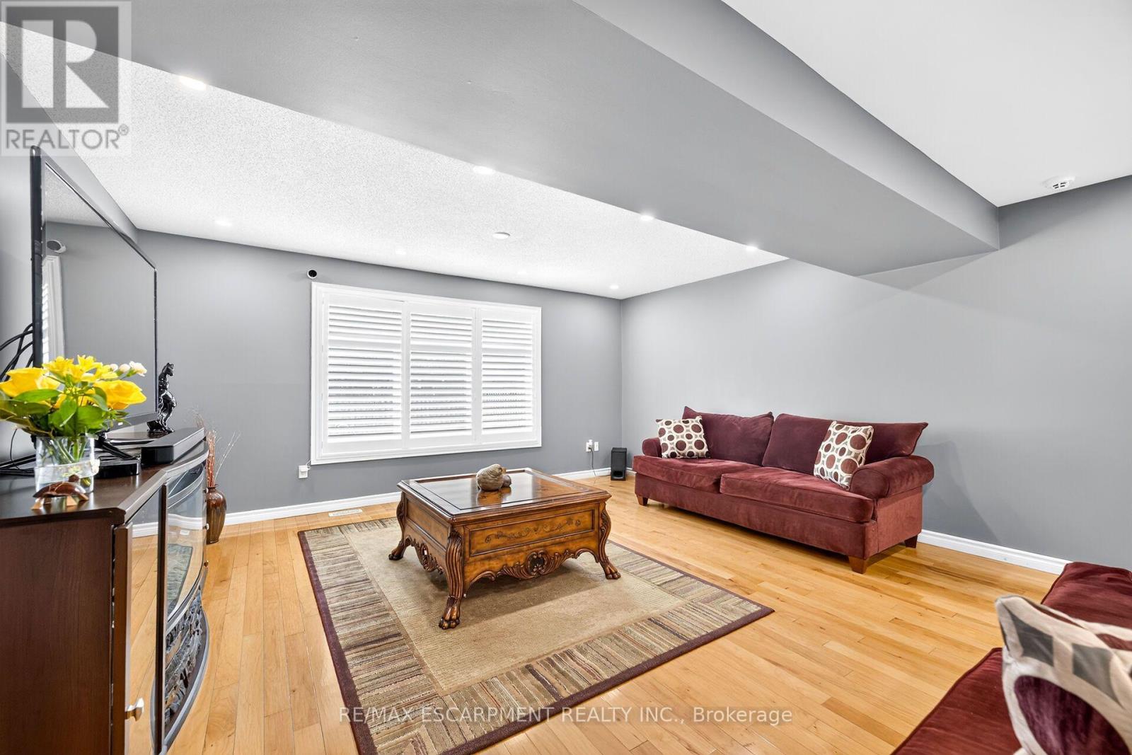 51 CABRIOLET CRESCENT - Image 31